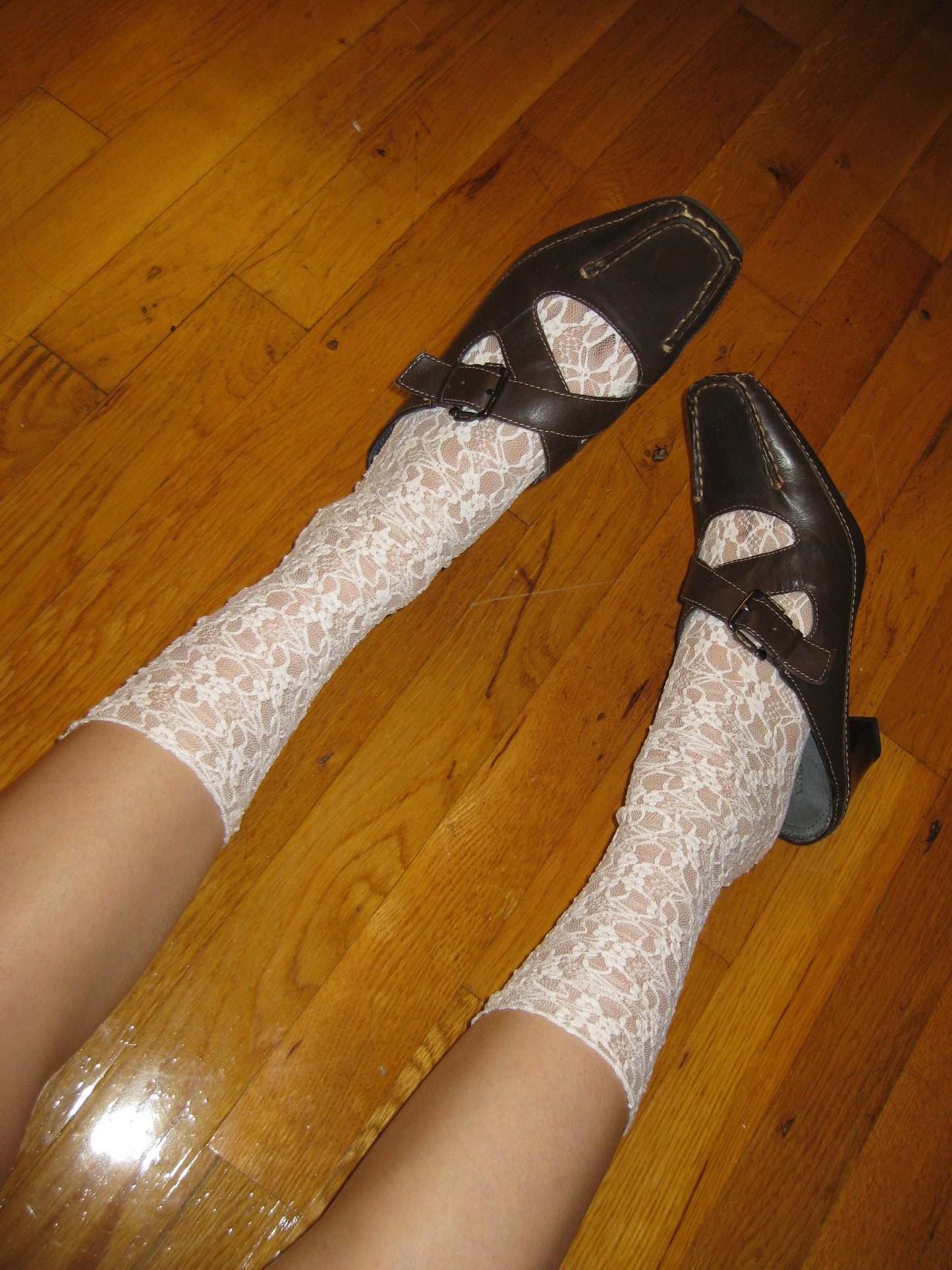 Delicate White Lace Ankle Socks