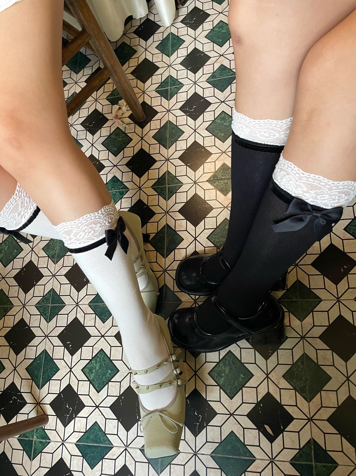 Elegant Lace-Trimmed Knee-High Socks with Bow Detail